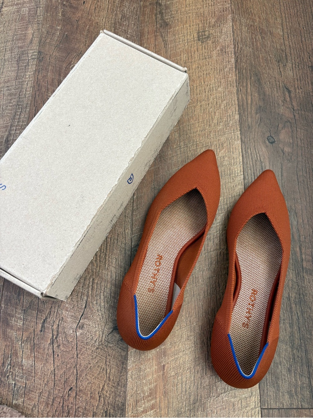 Rothys Pointed Toe Ballet Flats, Brandy - great condition - Picture 2 of 4